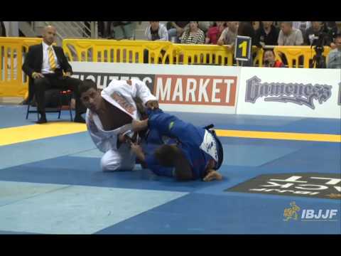 Michael Langhi v JT Torres - 2014 IBJJF Worlds Black Belt Lightweight Semi-Final