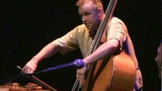 John Edwards crazy double bass demonstration