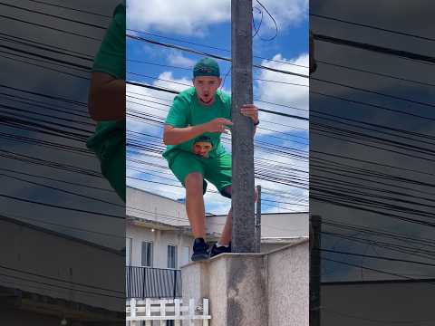 HOJE O CHÃO É LAVA! #shortsviral