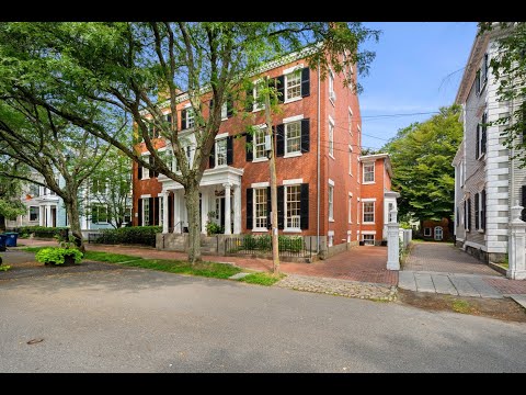 38 Chestnut Street Salem, MA | ColdwellBankerHomes.com