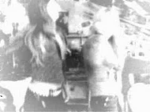 LiiLow & Kamiill' [Paramore-Misery Buisness]