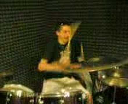 Emozing - Ivan sfotte i batteristi zapponi