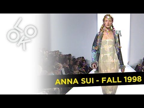 Fashion Flashback: Anna Sui Fall 1998