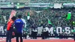 Download lagu Berjuanglah Persebaya.. mp3