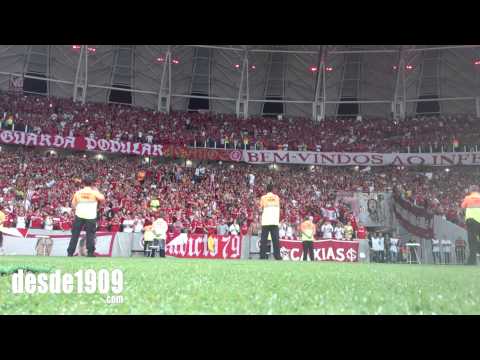 "Vs U. de Chile - LA15 - Camisa Vermelha" Barra: Guarda Popular • Club: Internacional