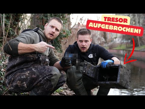 Full SAFE found and BROKEN OPEN!!🤯😳 -Treasure hunt in the RIVER -Magnet fishing with Gebrüder Lange