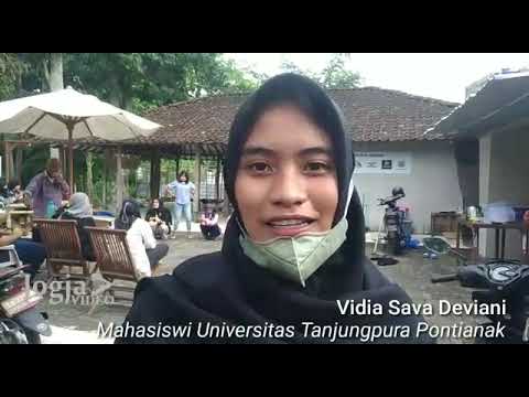 Cara Handle Ular dengan aman