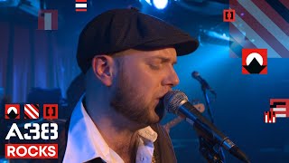Henrik Freischlader Band - Two Young Lovers // Live 2013 // A38 Rocks