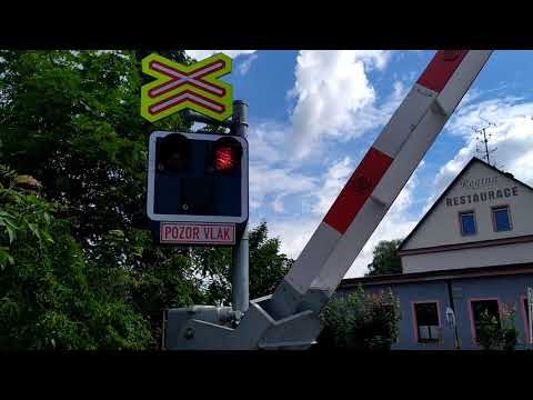 Nákladní vlak v Broumově