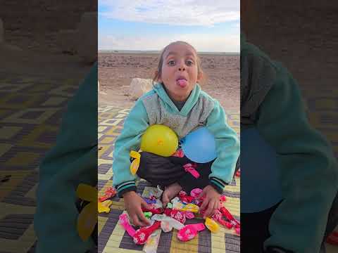 عم تمطر بالونات 😜