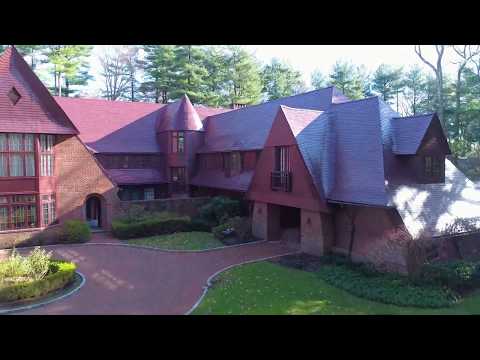 Luxury Long Island Property Tour With Maria Babaev:  35 Chestnut Hill  Drive, Upper Brookville