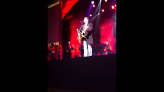 Tim Rushlow performs &quot;Amy&#39;s Back In Austin, First Time For Everything, and Kick A Little @ Dollywood