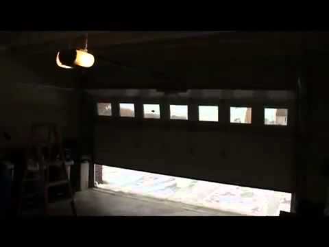 garage door opener 134