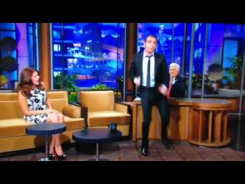 Jean Dujardin imitating John Travolta's dancing