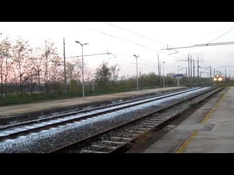 Il saluto della E190 con il suo Ferrara - Maddaloni Marcianise