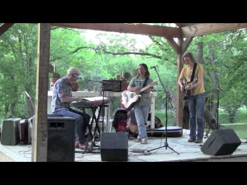 Jimmy Davis, Bill Small & Bart de Win | Blanco River Concert