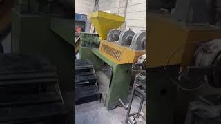 Extrusora Mono Rosca de 40mm Motor de 10cv Para PS, PP, Pe, PSAI, Masterbatch - Vídeo