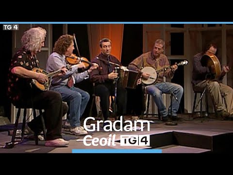 Irish Folk Band De Danann, at the TG4 Traditional Irish Music Awards 2000 | Gradam Ceoil TG4
