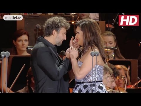 Kaufmann and Netrebko - "O soave fanciulla" - La Bohème