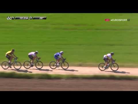 Tom Boonen attacks!- Paris-Roubaix 2017
