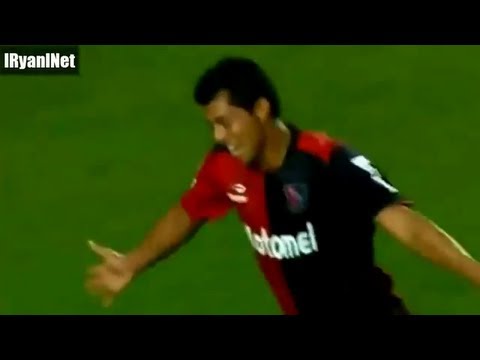 Golazo de Rinaldo Cruzado  9-03-2013  Newells Old Boys Vs Estudiantes de La Plata 4-2