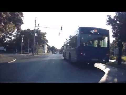 Sávváltás a 99-es busszal