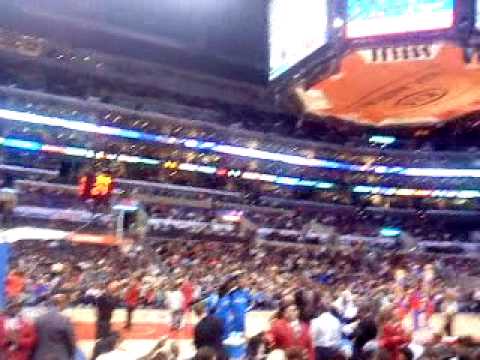Intermission at the Magic Clippers game 12/08/09