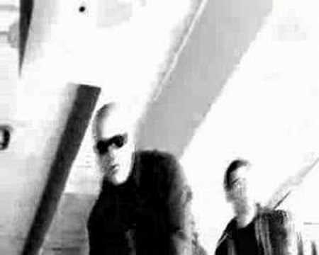 Deine Eltan - Fick die Cops