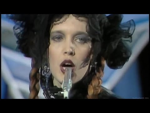 New Wave Icon Lene Lovich – Lucky Number (TOTP 1979 Performance .)