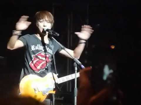 CNBLUE speaking English during MC @ IndigO2, London