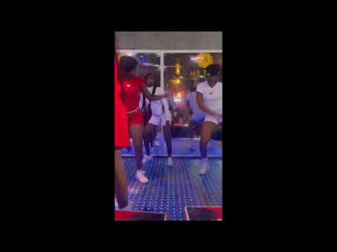 Ka Cora mets le feu sur MÉTRO VIP