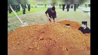 Download lagu Proses Pemakaman Secara Mileter Orang Tua Kami Bapak Purnawirawan TNI AD ANDI NURDIN mp3 Download lagu Proses Pemakaman Secara Mileter Orang Tua Kami Bapak Purnawirawan TNI AD ANDI NURDIN mp3