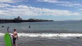 США 593: Пляж, песочек, океанская вода и бабуля на доске