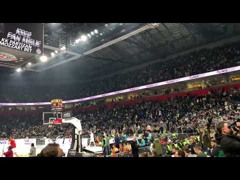 Partizan - Crvena zvezda: Pola sata pre početka utakmice