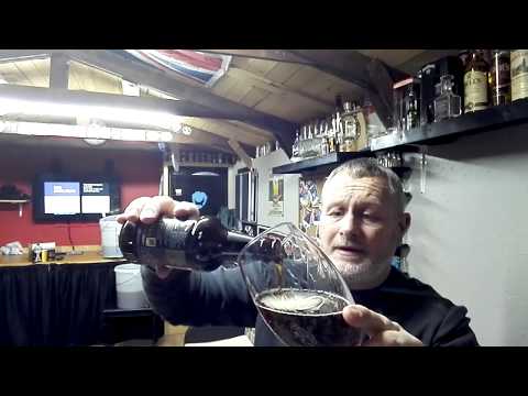 HBW 32  Golden stag and an old Tom