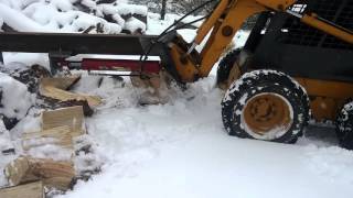 Homemade skid steer log splinter