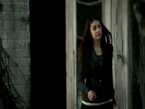 Elena & Stefan - Turning Tables