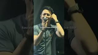 Download lagu GIGI - My Facebook Feat. Ariel Noah (Live At GIGINFINITY 2024) #gigiband #ariel #lirikmusik #lirik mp3