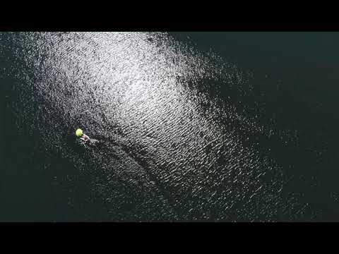 Hai hui... cu drona pe lacul Dragan