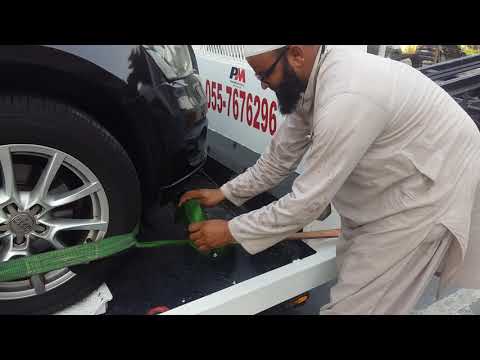 Audi Towing Time www.rsrsdubai.com keep safe Driving