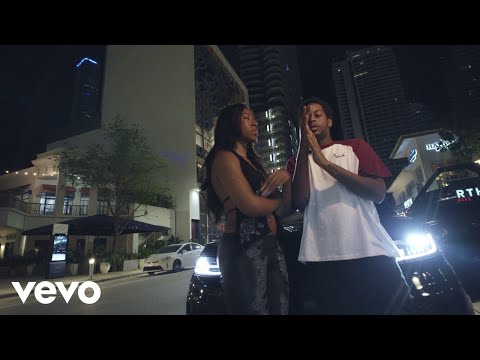 Widgunz - Ma girlfriend (Clip Officiel) ft. Chrystel