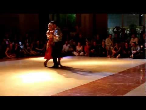 ALEJANDRA MANTINAN E LEANDRO PALOU - WORKSHOP MILONGA SEVILLA 2013-III