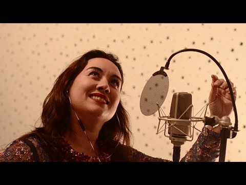 Encarna Anillo - Eres Agua - (Voy a perder la cabeza por tu amor)