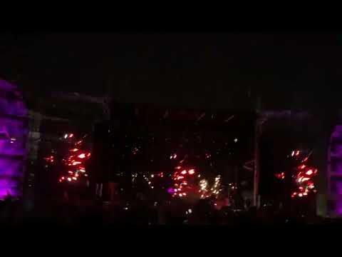 Liquid Stranger Wreckno - Holla and more live at global dance