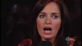 Chantal Kreviazuk- "Surrounded" Live on Songwriter's Circle