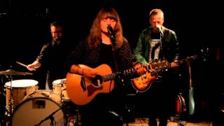 Ellen Sundberg - Worhty of love - Buckleys