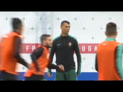 Cold rainy weather for Ronaldo as Portugal trains in Russia