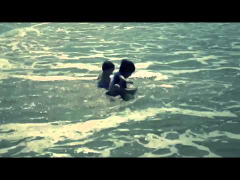 Elias & Adeline at the beach...