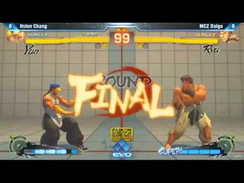 EVO 2012 Top 32: Daigo Umehara (Ryu) vs Hsien Chang