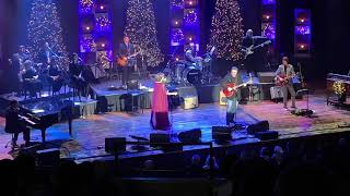 Baby It’s Cold Outside - Vince Gill and Amy Grant